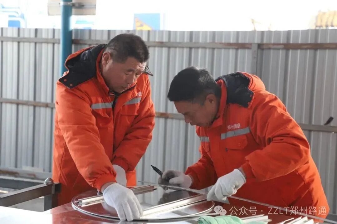 騰盛公司圓滿完成第三屆“路通杯”職業(yè)技能競賽標牌制作項目